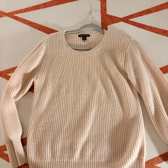 Saks Fifth Ave cashmere sweater, blush pink - Picture 1 of 2